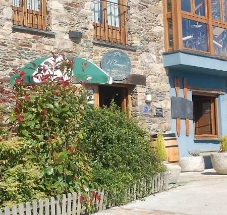 艾尔托内罗乡村酒店 Villayón